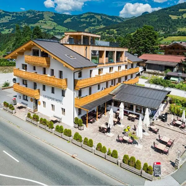 Lifesport Hotel Hechenmoos, hotel v destinaci Aurach bei Kitzbuhel