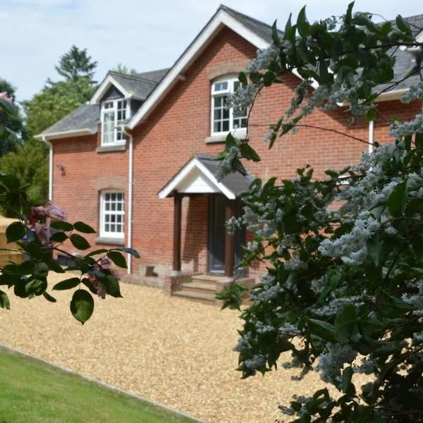 The Retreat, hotel in West Winterslow