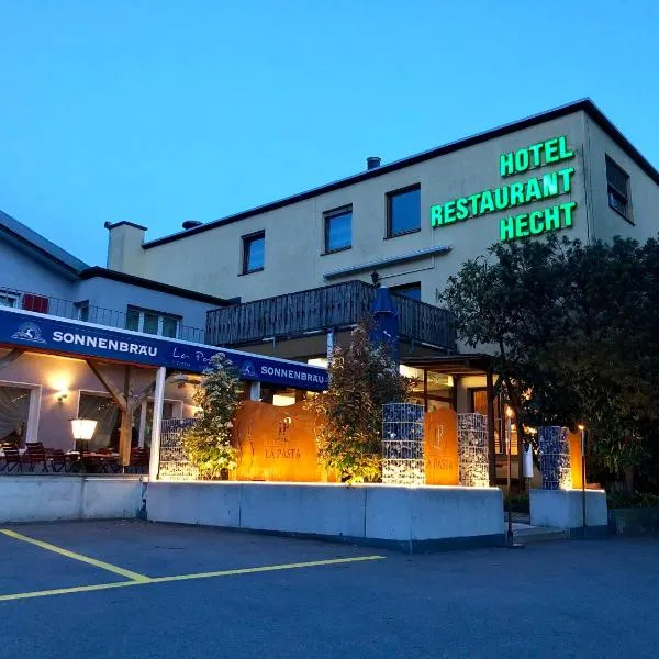 Hotel Hecht、Sevelenのホテル