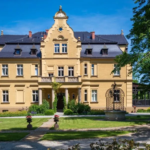 Pałac Gruszów, hotel in Świdnica