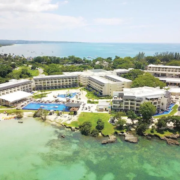 Royalton Negril, An Autograph Collection All-Inclusive Resort, hotel u gradu Negril