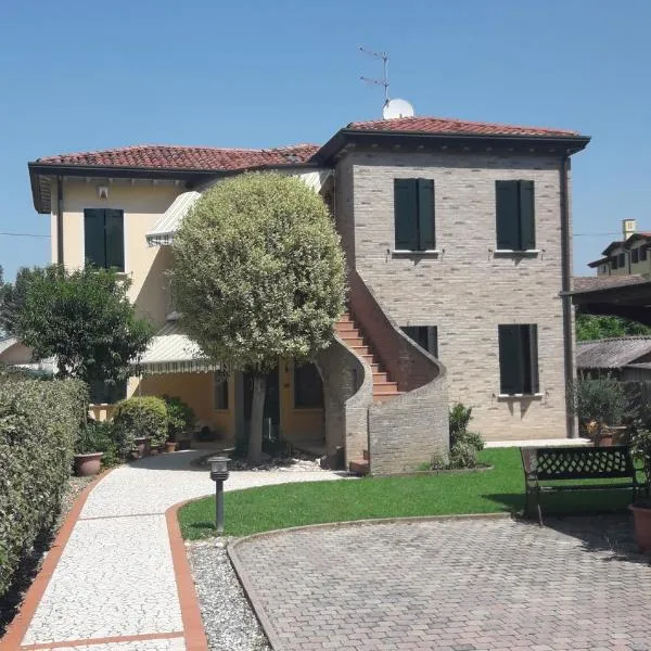 B&B Giardino di Ro, хотел в Cazzago di Pianiga