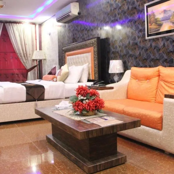 Hotel The Leschanze, hotell i Lahore