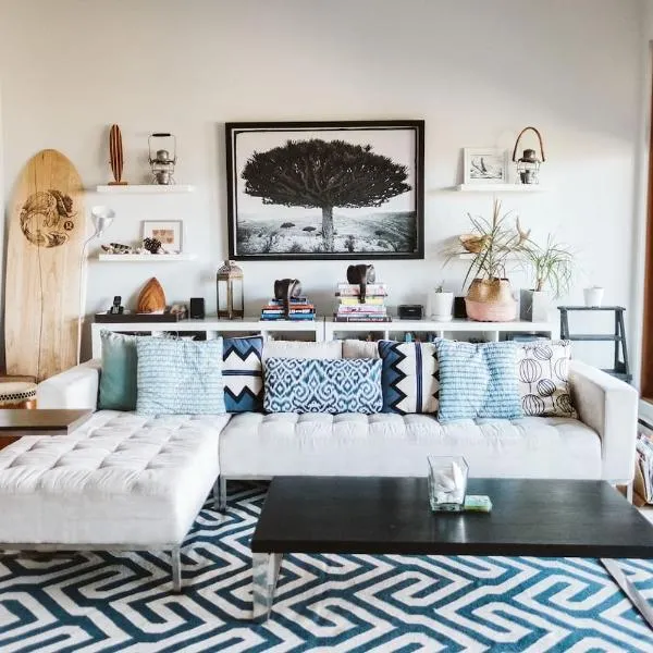 Pacific Soul Eco-Luxe Vacation Home, hotel in Ucluelet