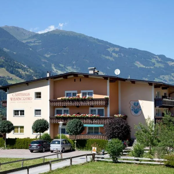 Gästehaus Wiesengrund & Apart Sporer, hotel v Mayrhofenu