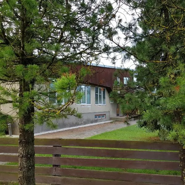 Viirpuu puhkemaja, hotel v destinaci Kuressaare