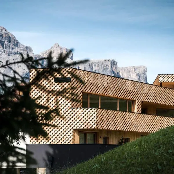 Hotel Pradat, hotel a Corvara in Badia