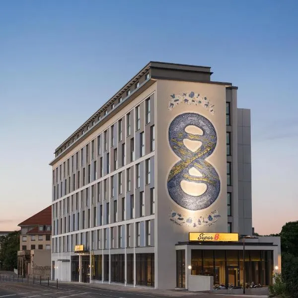 Super 8 by Wyndham Dresden – hotel w Dreźnie