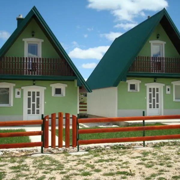 Rooms and Bungalows Sreten Žugić, hotel v destinaci Žabljak