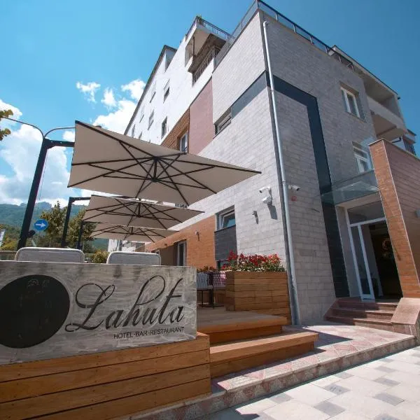 Hotel Lahuta, hotel en Tropojë