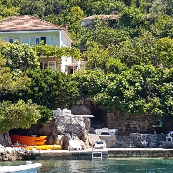 Villa Lara, hotel in Molunat
