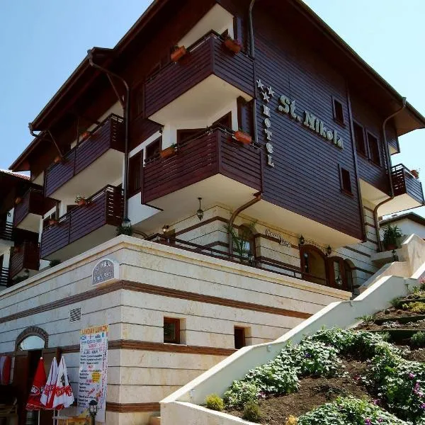 Family Hotel Saint Nikola, hotell i Nesebar