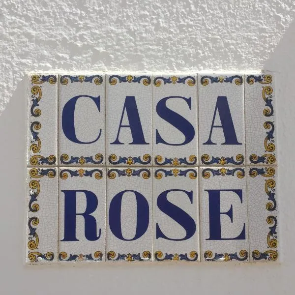 Casa Rose, hotelli kohteessa Almádena