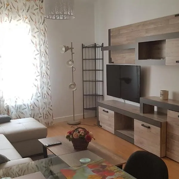 Apartamentos Puerta de Nájera, hotel Nájerában