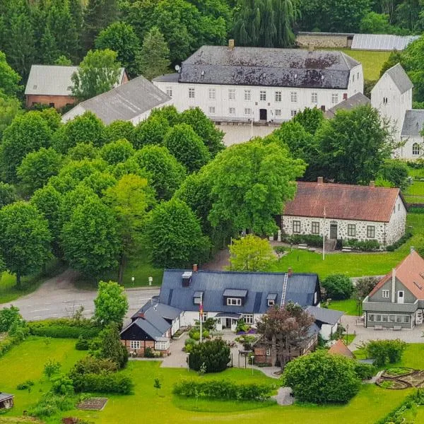 Stora Herrestad B&B, hotel v destinaci Ystad