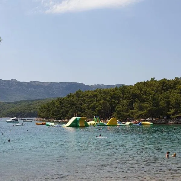 APARTMAN MASTER LUPI M&S, hotel v destinácii Vrboska
