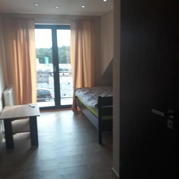 Tawerna Akropolis, hotel v destinaci Ostrów Mazowiecka