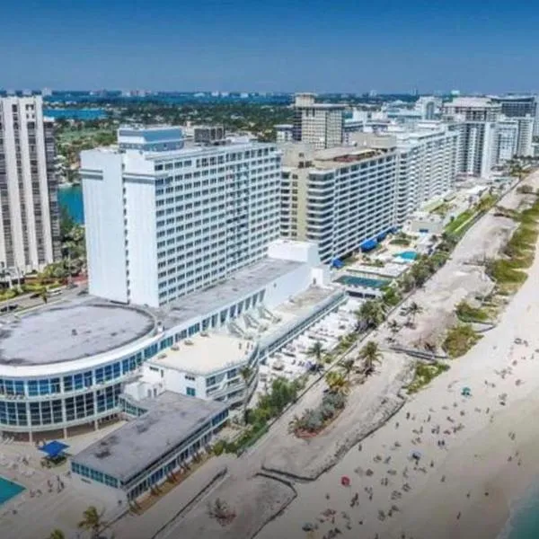 Castle Beach Club Apartments, hotel in Miami Beach