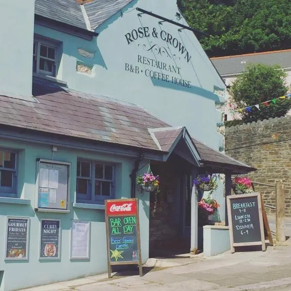 Rose and Crown Hotel & Hope and Anchor Bar、Goodwickのホテル