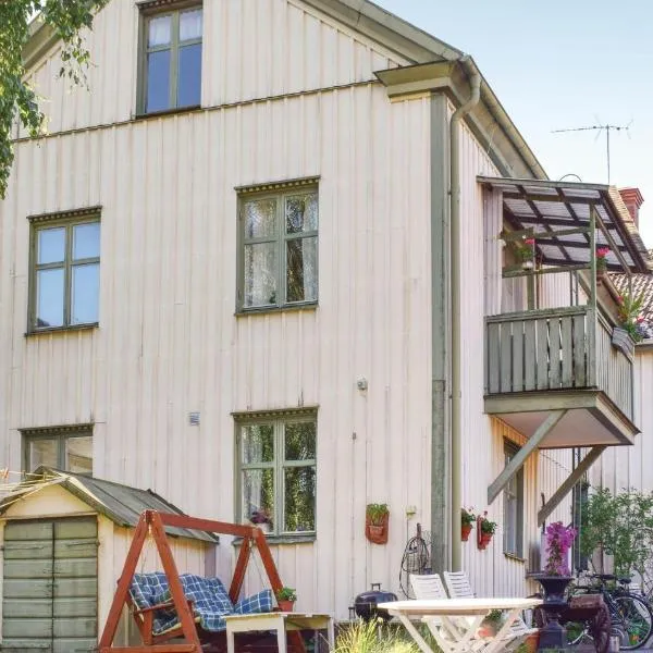 3 Bedroom Nice Apartment In Vimmerby, hotel in Vimmerby