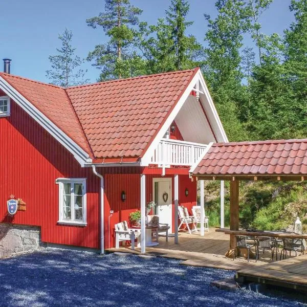 Amazing Home In Søndeled With Sauna, hotel v destinaci Søndeled