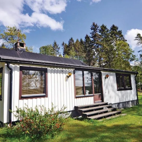 2 Bedroom Stunning Home In Uddevalla, Hotel in Uddevalla