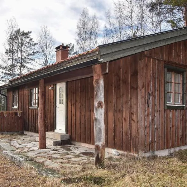 3 Bedroom Beautiful Home In Årjäng, hotel v destinaci Årjäng