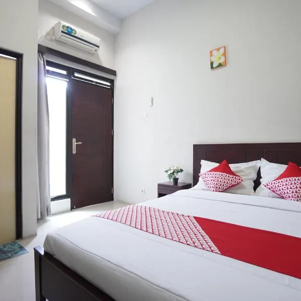 OYO 1236 Elite Residence, hotel in Manado