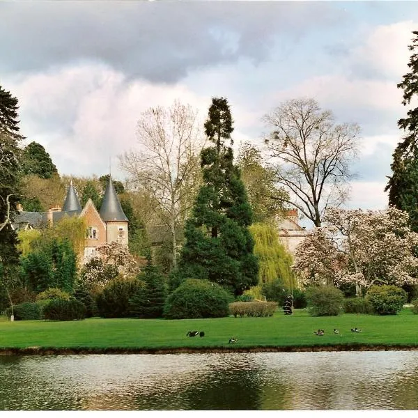 La Demeure d'Aglaë, hotel v destinaci Villeneuve-sur-Allier