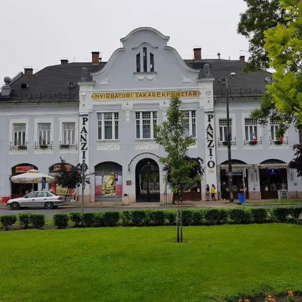 Kakukk Panzió, hotel em Nyírbátor