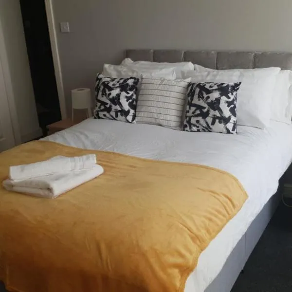 Gateshead's Amethyst 3 Bedroom Apt, Sleeps 6 Guests, viešbutis Geitshede