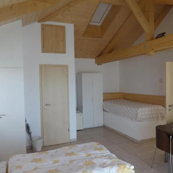 Bed and Breakfast Prilly-Lausanne, hotel v destinaci Prilly