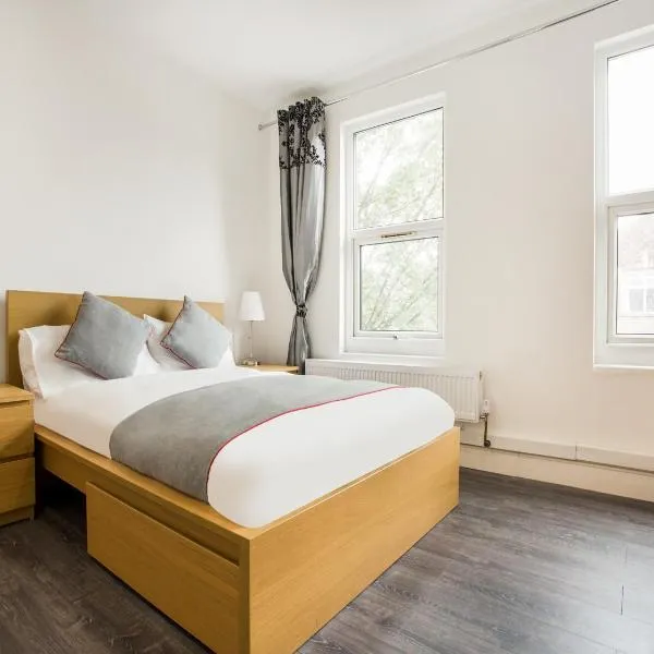 The Broadway Hotel - London Heathrow, hotell sihtkohas Southall