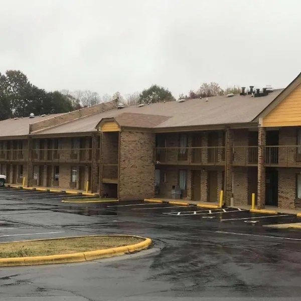 Days Inn by Wyndham King-Winston Salem Area, hotel in King