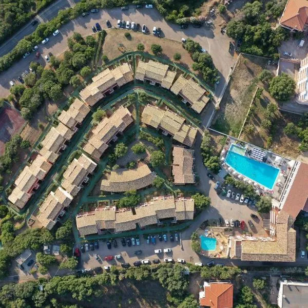 Residence Costa Del Turchese, hotel a Badesi