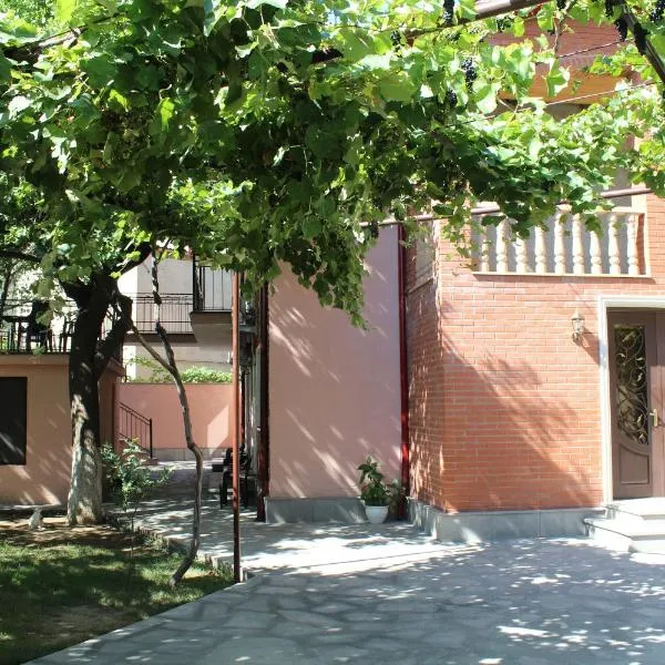 Emis Hotel, hotel v destinaci Tbilisi City