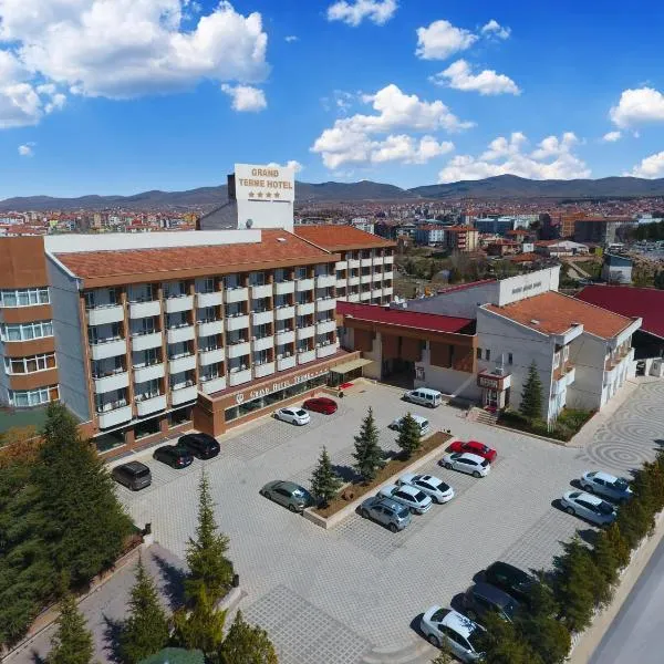 Grand Terme Hotel، فندق في كيرشهر