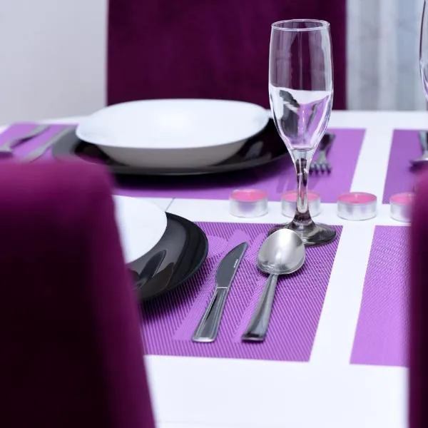 플루지네에 위치한 호텔 Lux Apartman Casablanca