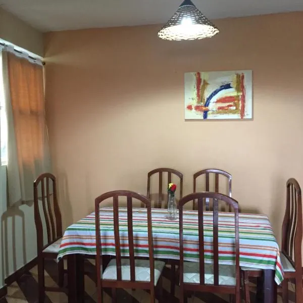 Apartamento Confortável na Zona Norte, hotell i Nova Iguaçu