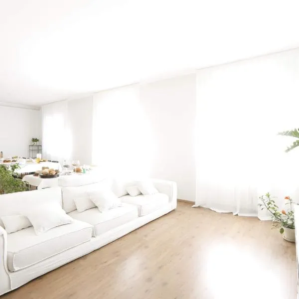 Pisacane61 B&B, hotel v destinaci Modena