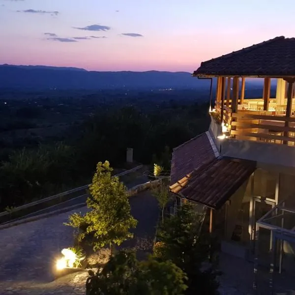 Hylli i drites, hotel v destinaci Lezhë