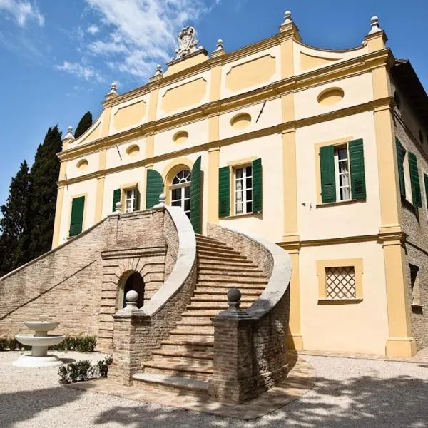 Villa Rinalducci – hotel w mieście Montemaggiore al Metauro