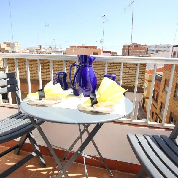 Un impresionante apartamento cerca de la playa/An impressive apartment near the beach., hotel in Puerto de Sagunto