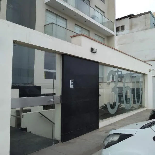 Beachfront Condo San Miguel, hotel in Lima