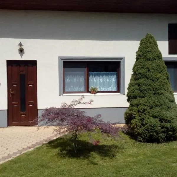 U mňa doma, hotel in Lučatín