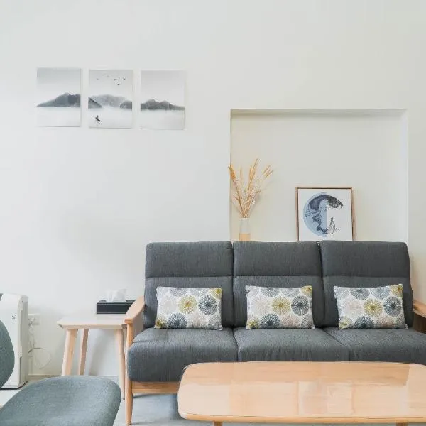 Boléro Homestay I 鄰近花園夜市, hotel in Tainan