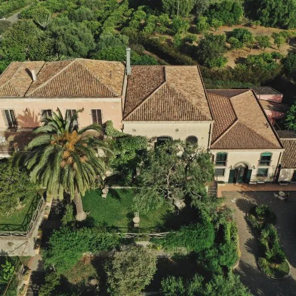 Antico Borgo Etneo Agriturismo, hotel v destinácii Calatabiano