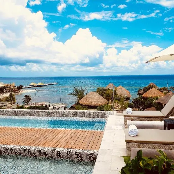 Singular Joy Downtown Residences, hotel u gradu Plaja del Karmen