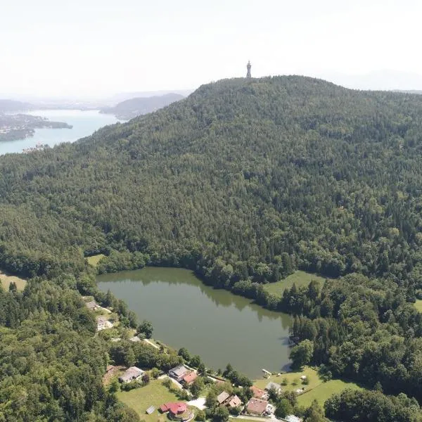 Gasthof Pension Bürger, hotel v destinaci Schiefling am See