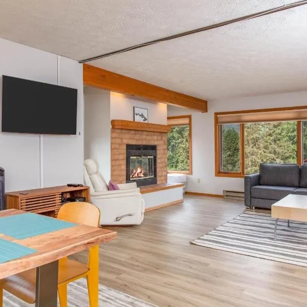 거드우드에 위치한 호텔 Timberline 208